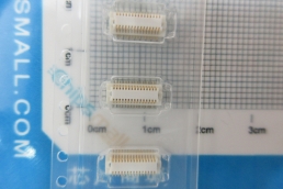 DF12A(3.0)-30DS-0.5V(81)